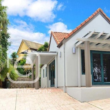 Gulf Harbour Guest House Apartment 오클랜드 외부 사진